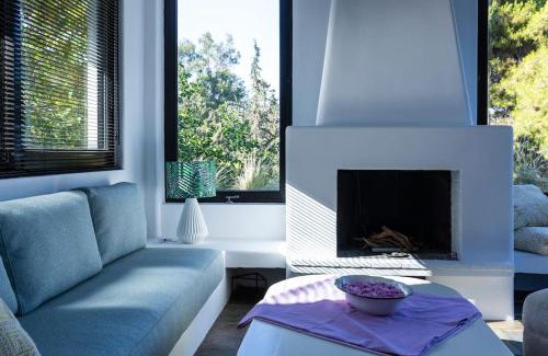 Vouliagmeni Apartamento | Danae's Art