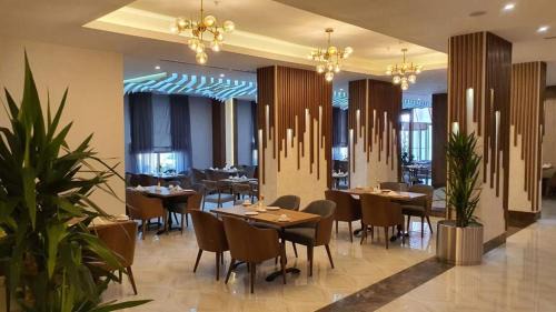 Jeddah Hotel | Dancenter Emerald Near Jeddah Corniche
