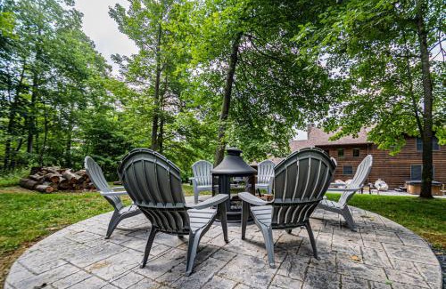 McHenry Casa | Dancing Bear Lodge