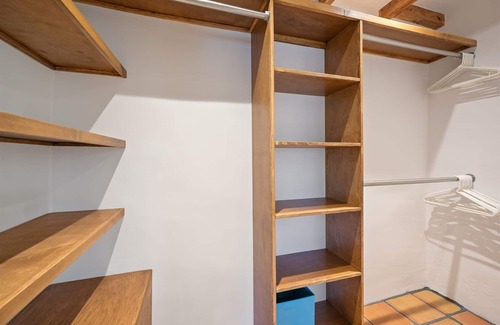 Tesuque Casa | Dancing Hare - Colorful Renovated Adobe