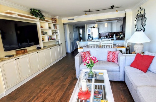 Briarcliffe Acres Condominio | Bailando a la luz de la luna - Condominio remodelado frente al mar