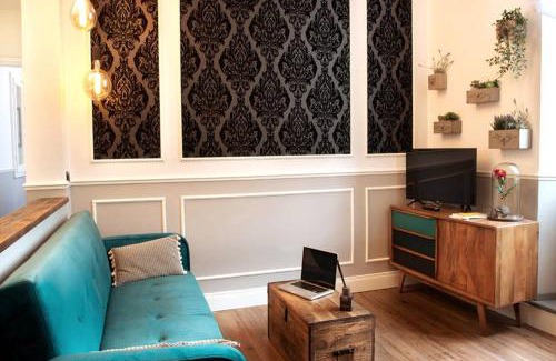 Santo Spirito Apartamento | Dandy house on the Arno river