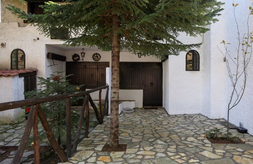 Eptalofos Chalet De Esquí | Dandy en la colina en Agoriani | Chalet Kallisti 80s. q.m |