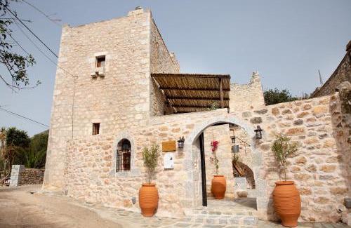 Koita Casa | Dandy Villas Mani - Old Tower House - Fireplace - Pool