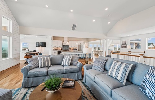 Colington Casa | Daniels -- Brand New Luxury Oceanfront Home
