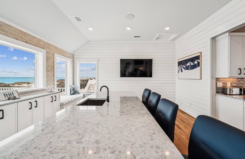Colington Casa | Daniels -- Brand New Luxury Oceanfront Home