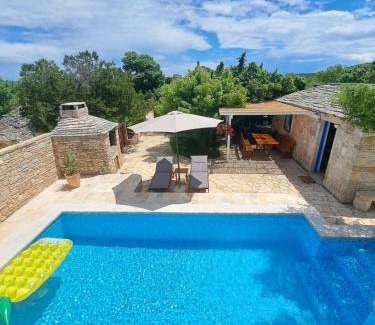 Jezera Villa | Danino