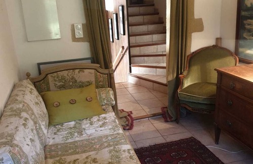 Mussy-sous-Dun Cama Y Desayuno | Dans Ancienne Ferme Restaurée - Chambre Avec Petit Salon et SdB Internet:wifi