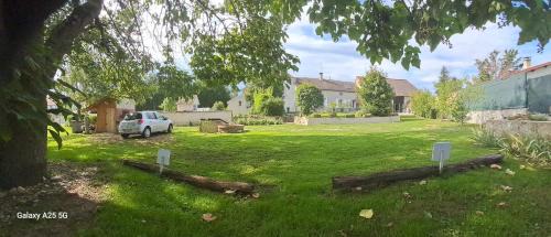 Saint-Remy-en-Rollat Casa | Dans colombier proche de Vichy parking privé