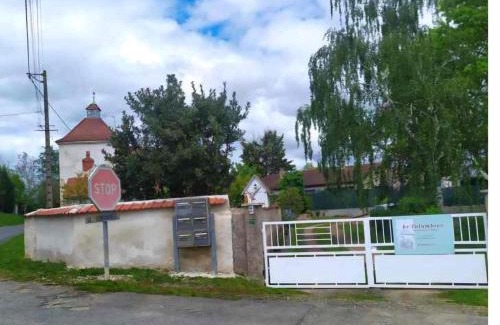 Saint-Remy-en-Rollat Casa | Dans colombier proche de Vichy parking privé