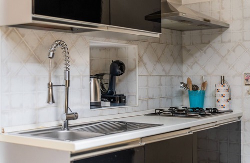 Province of Cagliari Apartamento | 'Dante House' Apartamento en el centro ideal para grupos