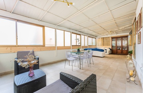 Province of Cagliari Apartamento | 'Dante House' Apartamento en el centro ideal para grupos
