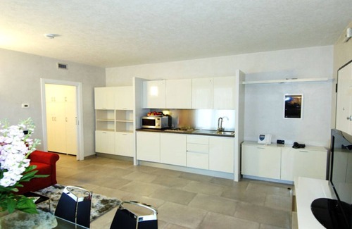 Mantua Casa | Dante Residence Apartment 1