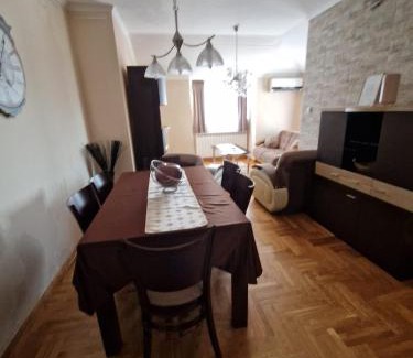 Smederevo Apartamento | Danube duplex apartment