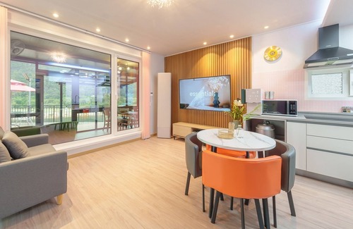 Danyang Casa | Danyang Greennarae Dokche Poolvilla Pens