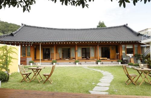 Suncheon Casa | Daoljae Hanok Pension