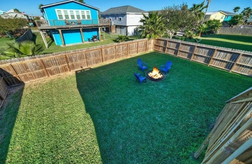 Leeward Sands Casa | Dapper Dolphin-Yard, Sunset View, Near City Pool