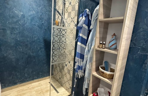 Mezraia Cama Y Desayuno | Dar El Kahina Djerba guest house -Suite AZUR- located 300m from the beach