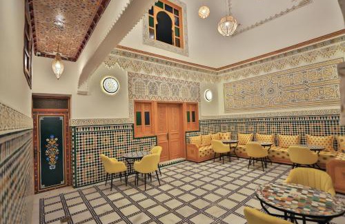 Layoun Casa | Dar Golden Ziat