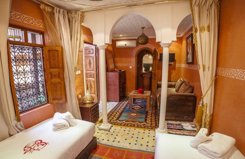 Sidi Bou Amar Casa | Dar Ikalimo Marrakech