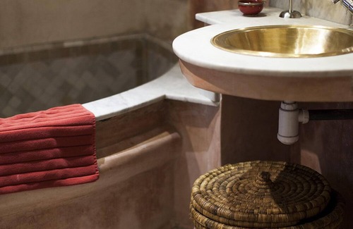 Medina Casa | Dar Sohane: BALINAISE Suite 35m2 en la Medina