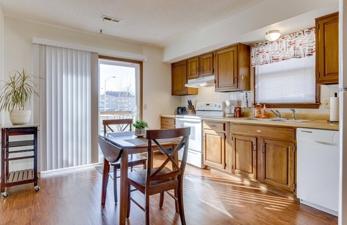St. Joseph Casa | Darling Clean 2-Bedroom Home W/Great Amenities