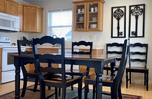 Ogden Casa | Darling house near outdoor adventures-newly remodeled