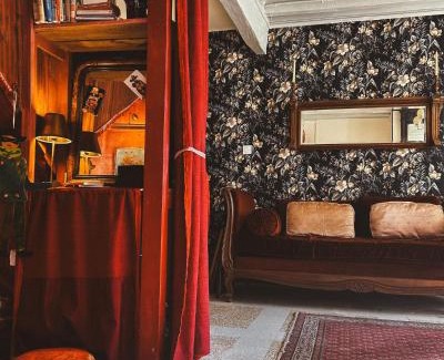Saint-Sauveur-en-Puisaye Apartamento | Darlings Guest House
