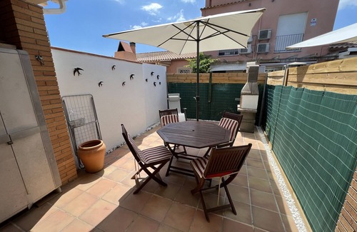 Mas Pinell Chalet De Esquí | Daró 2D 36 - Piscina, 250m de la playa