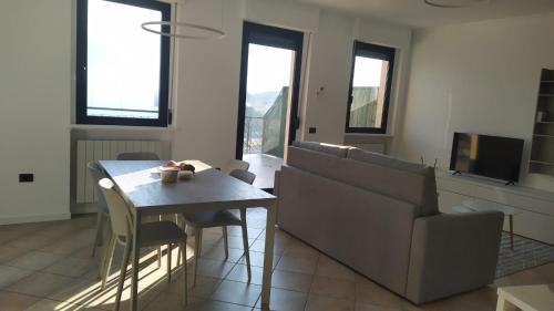 Lovere Apartamento | Darsena 7 - Fronte Lago - Vacanze sul Serio
