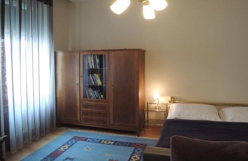 Knittelfeld Apartamento | Das alte Zinshaus