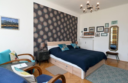 Velden am Worther See Apartamento | Das Karawankenplatz! Haus der Geschenke-Carinthia