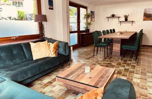 Sieber Casa | Das-Urlaubszuhause-fuer-Familien-Grossfamilien-Mehrfamilien-und-kleine-Gruppen-bis-zum-12-Personen-mit-vielen-Unterhaltungsmoeglichkeiten-im-Harz