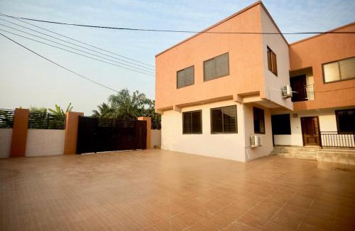 Koforidua Apartamento | Dasa Lodge