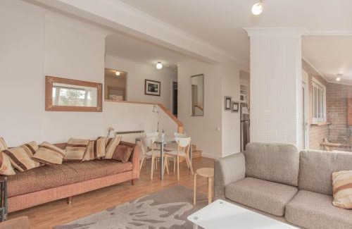 Jindabyne Casa | Dauphine 1 23 Townsend Street