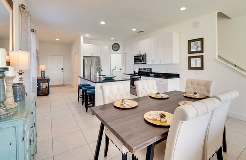 Bridgewater Crossing Casa | Davenport Home w/ Pool Access ~ 11 Mi to Disney!