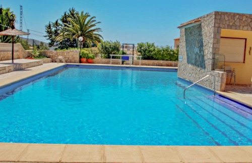 Paichi Apartamento | David - bungalow vacacional con piscina en Teulada