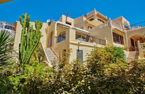 Paichi Apartamento | David - bungalow vacacional con piscina en Teulada