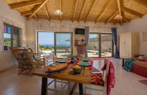 Vasilikos Villa | David's Villas - Private Pool & Scenic Surroundings
