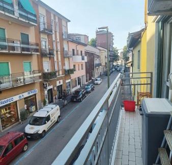 Rondinella - Baraggia - Restellone Apartamento | Davide Host Arcobaleno