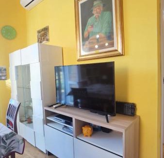Rondinella - Baraggia - Restellone Apartamento | Davide Host Arcobaleno