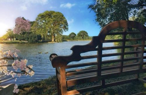 Broad Oak Casa | Daweswood - Luxury cottage, lake access & hot tub