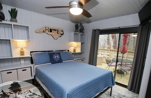 Chimney Rock Cabaña | Day Drinkin - Cottonwood Properties