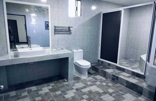 Armenia Hotel | Day & Night Hotel Belmopan