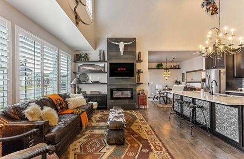 Daybreak Casa | Daybreak Lake 30+ Day Stay!
