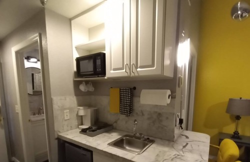 Lutz Condominio | Daydream Fantasy 3302S