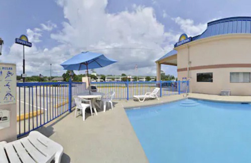 St. Martin Hotel | Days Inn by Wyndham Ocean Springs