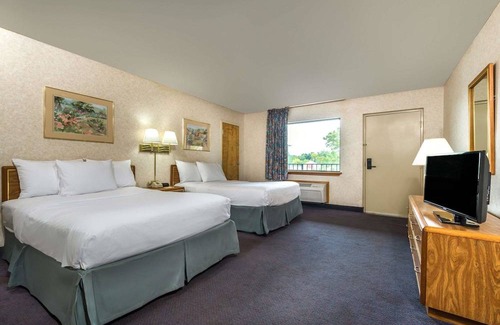 Vineland Hotel | Days Inn by Wyndham Vineland