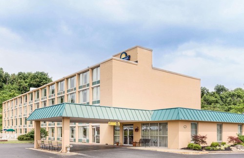 Cambridge Hotel | Days Inn by Wyndham Cambridge