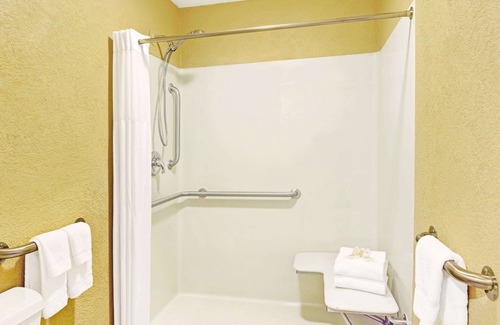 Cherokee Hotel | Days Inn by Wyndham Cherokee Near Casino
